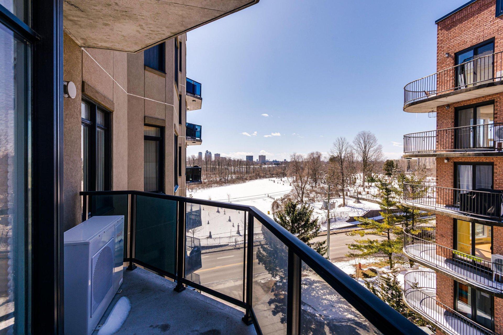 









224


Boul. Alexandre-Taché

, 604,
Gatineau (Hull),




QC
J9A0B8

