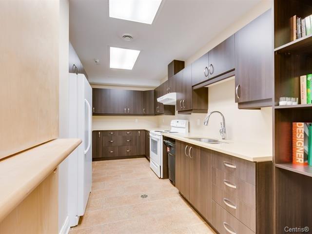 









224


Boul. Alexandre-Taché

, 604,
Gatineau (Hull),




QC
J9A0B8

