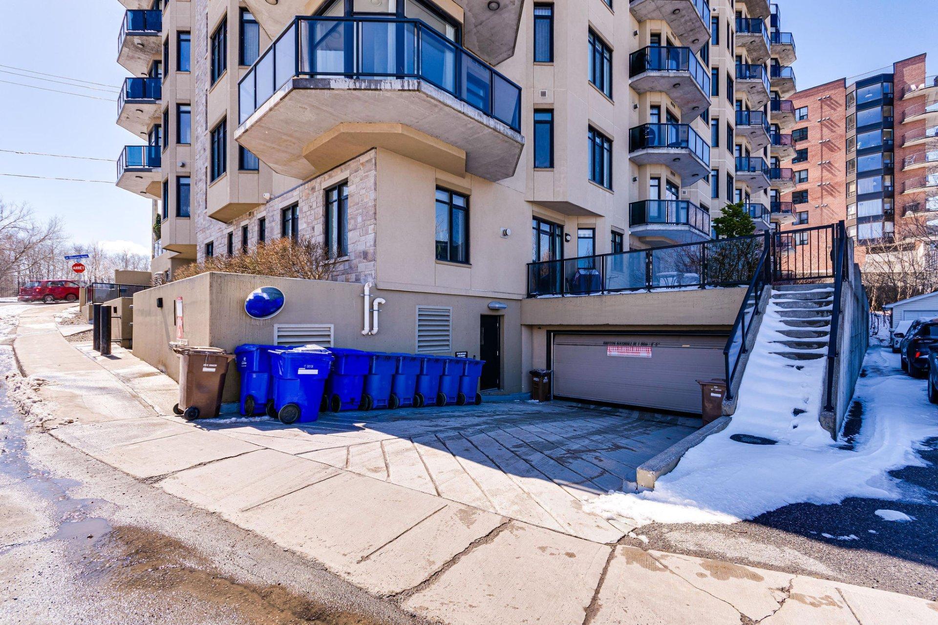 









224


Boul. Alexandre-Taché

, 604,
Gatineau (Hull),




QC
J9A0B8

