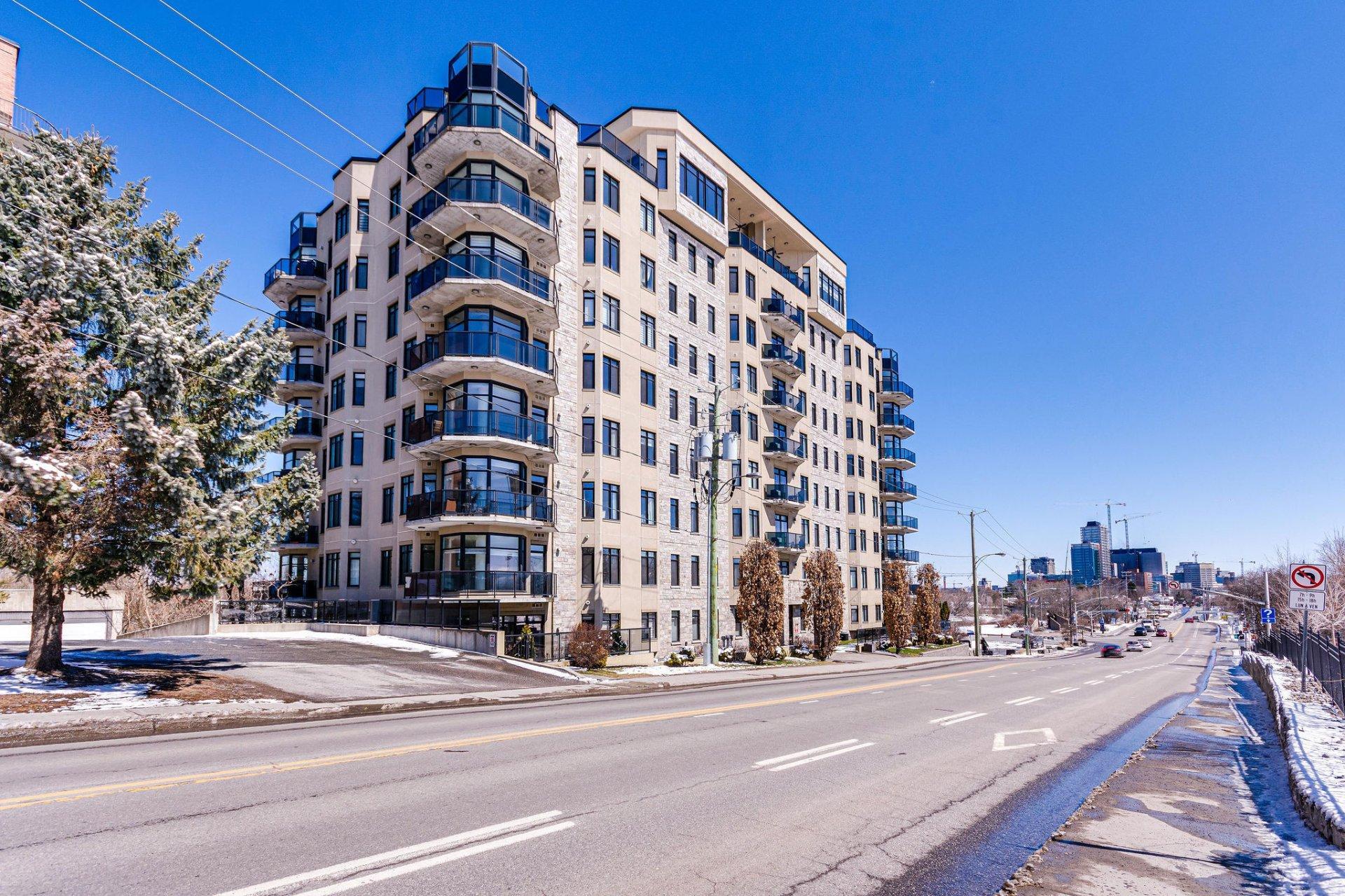









224


Boul. Alexandre-Taché

, 604,
Gatineau (Hull),




QC
J9A0B8

