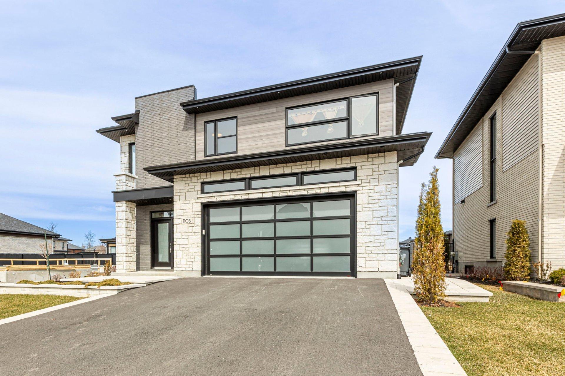 









1105


Rue Jean-Vallerand

,
Boucherville,




QC
J4B0H5

