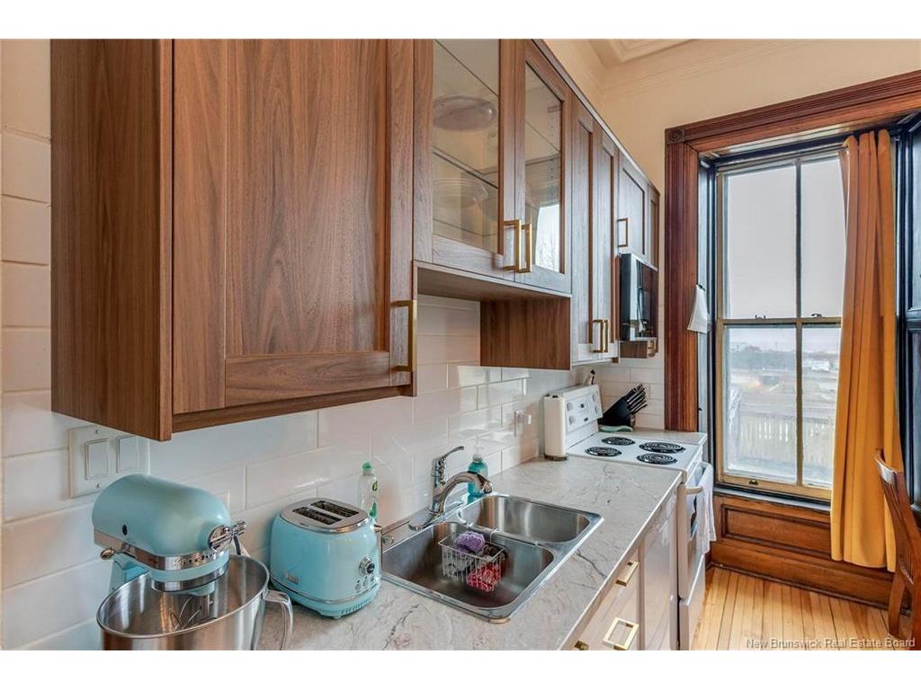 









16


Queen Sq S

,
Saint John,




NB
E2L 1R7

