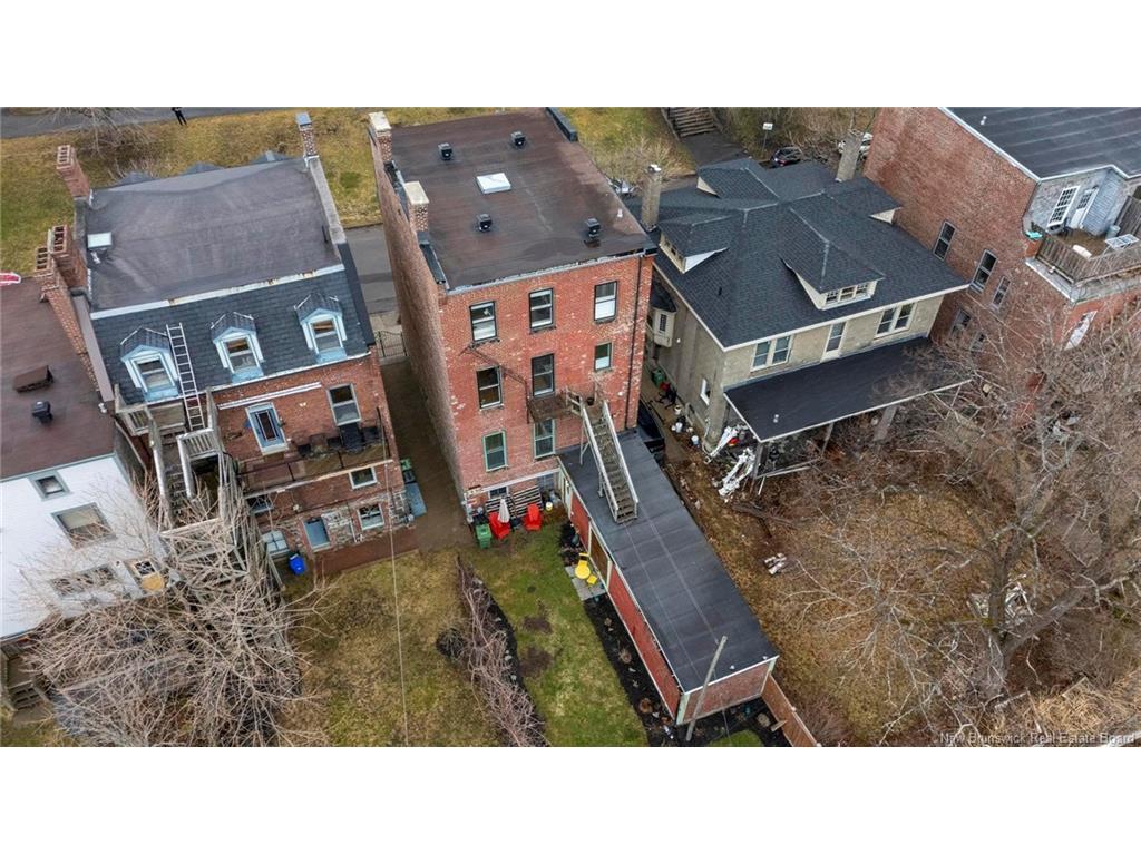 









16


Queen Sq S

,
Saint John,




NB
E2L 1R7

