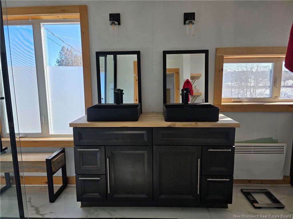 









39


Brideau

,
Belledune,




NB
E8G 1X9

