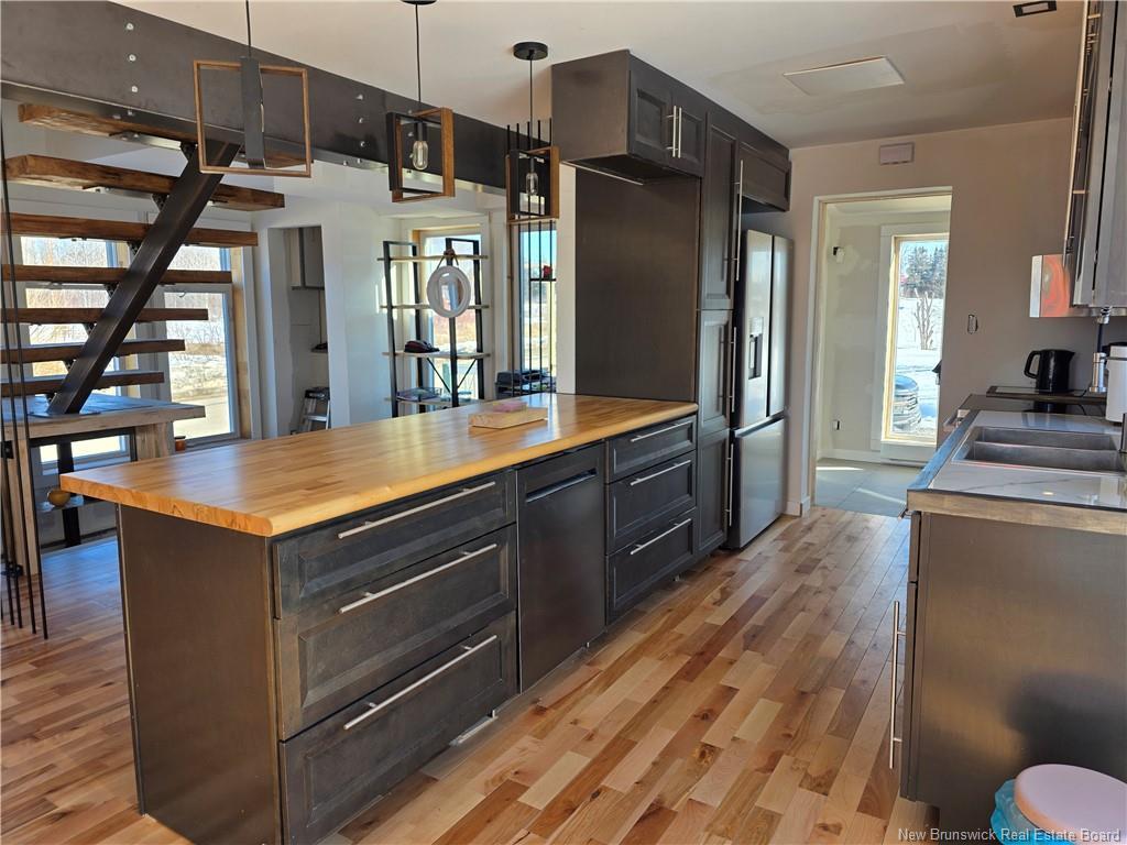 









39


Brideau

,
Belledune,




NB
E8G 1X9

