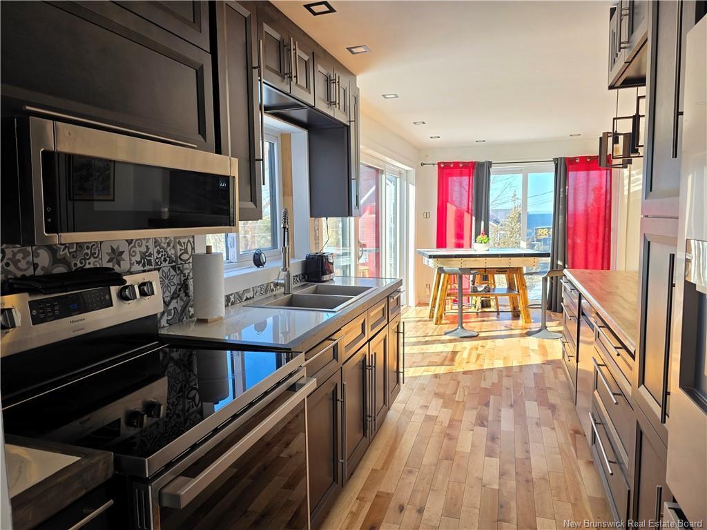 









39


Brideau

,
Belledune,




NB
E8G 1X9

