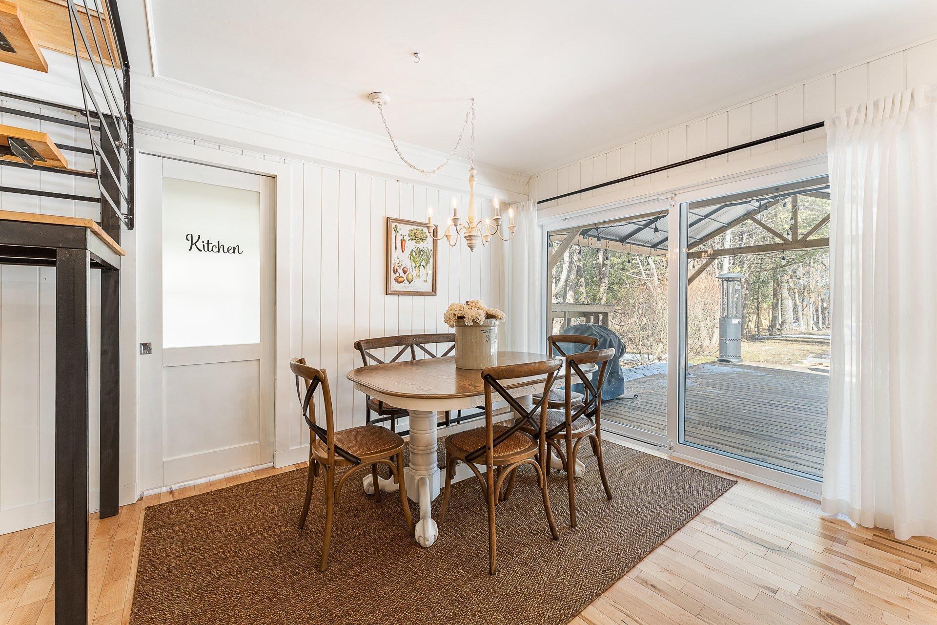 









541


Av. du Parc

,
Sherbrooke (Brompton/Rock Forest/Saint-Élie/Deauville),




QC
J1N3N2

