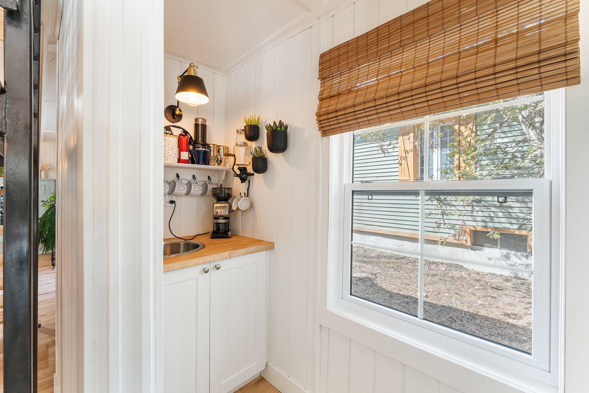 









541


Av. du Parc

,
Sherbrooke (Brompton/Rock Forest/Saint-Élie/Deauville),




QC
J1N3N2


