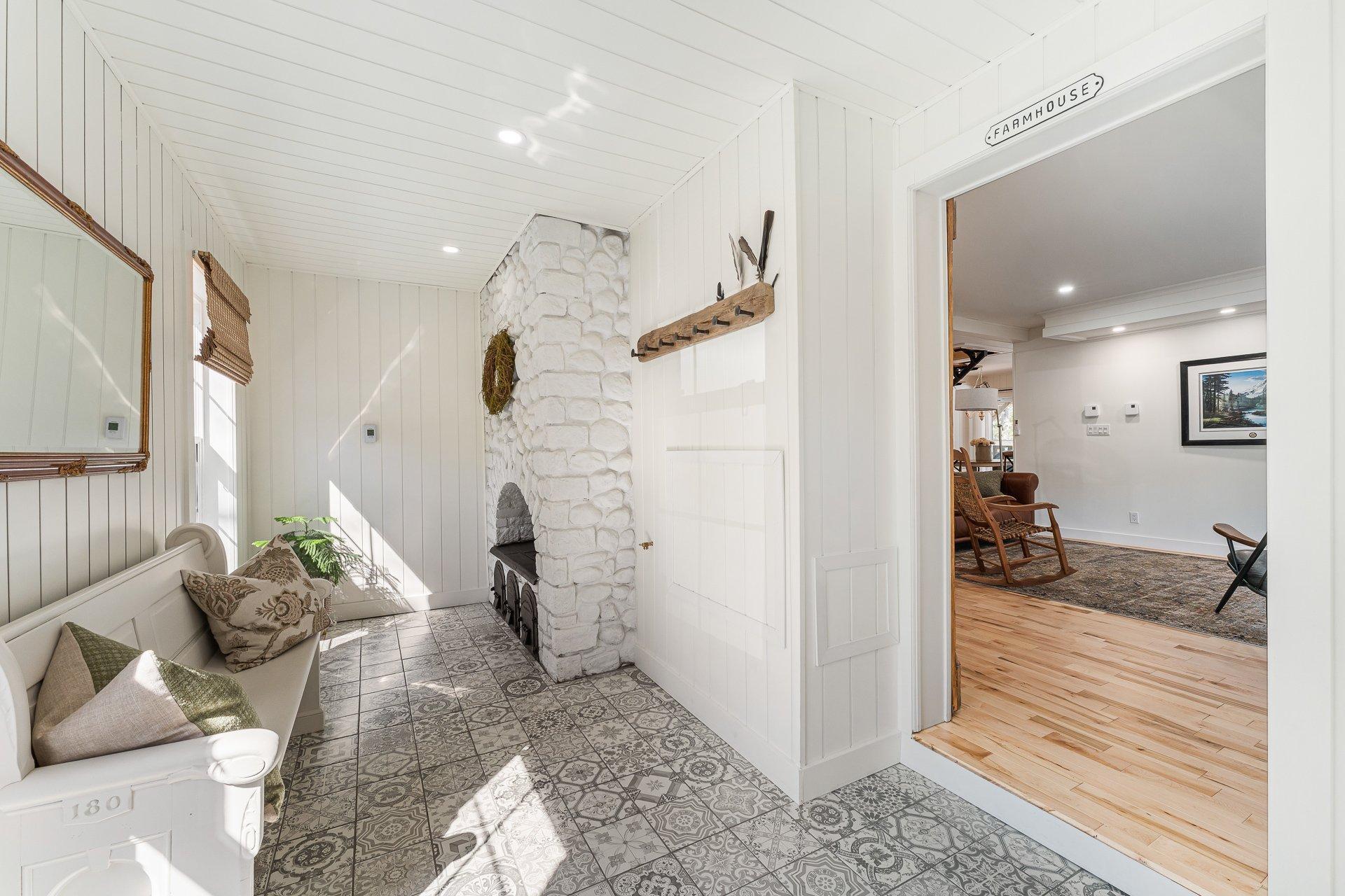 









541


Av. du Parc

,
Sherbrooke (Brompton/Rock Forest/Saint-Élie/Deauville),




QC
J1N3N2

