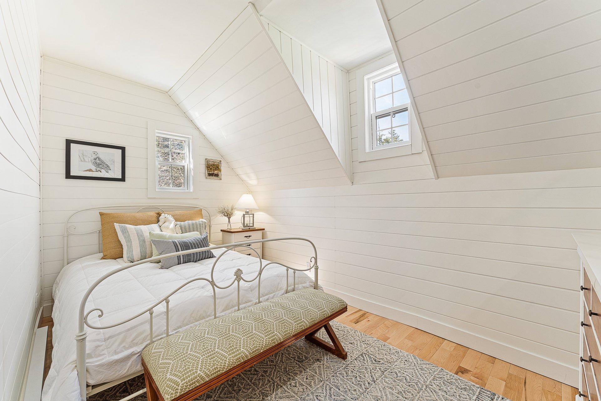 









541


Av. du Parc

,
Sherbrooke (Brompton/Rock Forest/Saint-Élie/Deauville),




QC
J1N3N2

