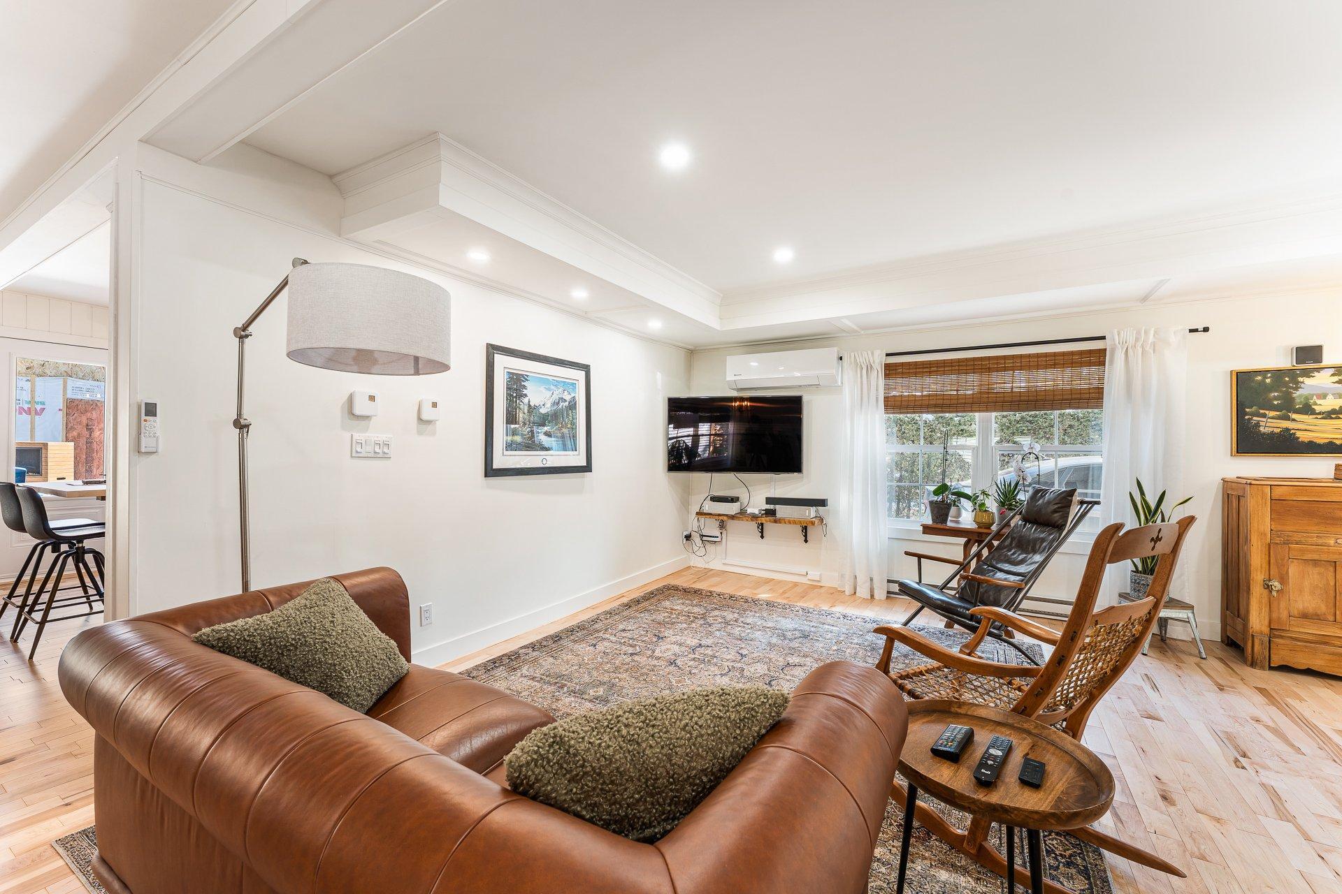 









541


Av. du Parc

,
Sherbrooke (Brompton/Rock Forest/Saint-Élie/Deauville),




QC
J1N3N2

