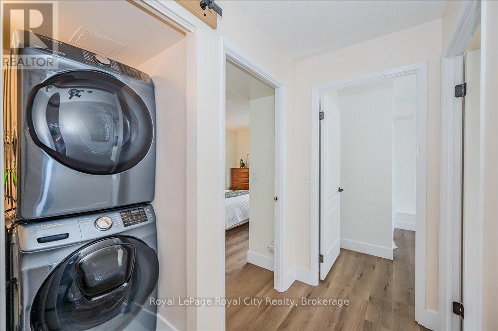 












110 - 107 BAGOT STREET

,
Guelph (Junction/Onward Willow),




Ontario
N1H8H5

