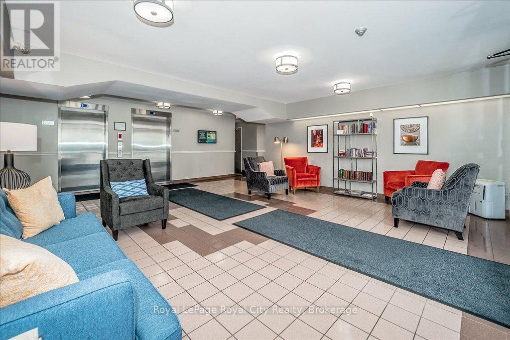 












110 - 107 BAGOT STREET

,
Guelph (Junction/Onward Willow),




Ontario
N1H8H5

