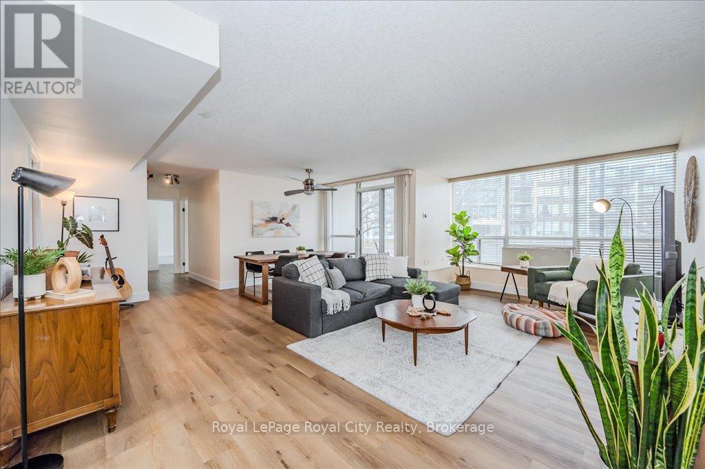 












110 - 107 BAGOT STREET

,
Guelph (Junction/Onward Willow),




Ontario
N1H8H5

