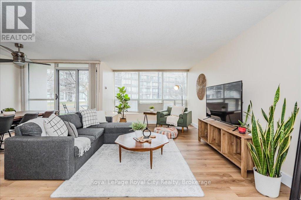 












110 - 107 BAGOT STREET

,
Guelph (Junction/Onward Willow),




Ontario
N1H8H5

