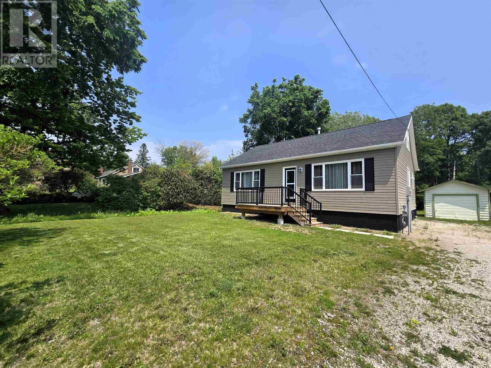 












300 Woodward AVE

,
Blind River,




Ontario
P0R1B0

