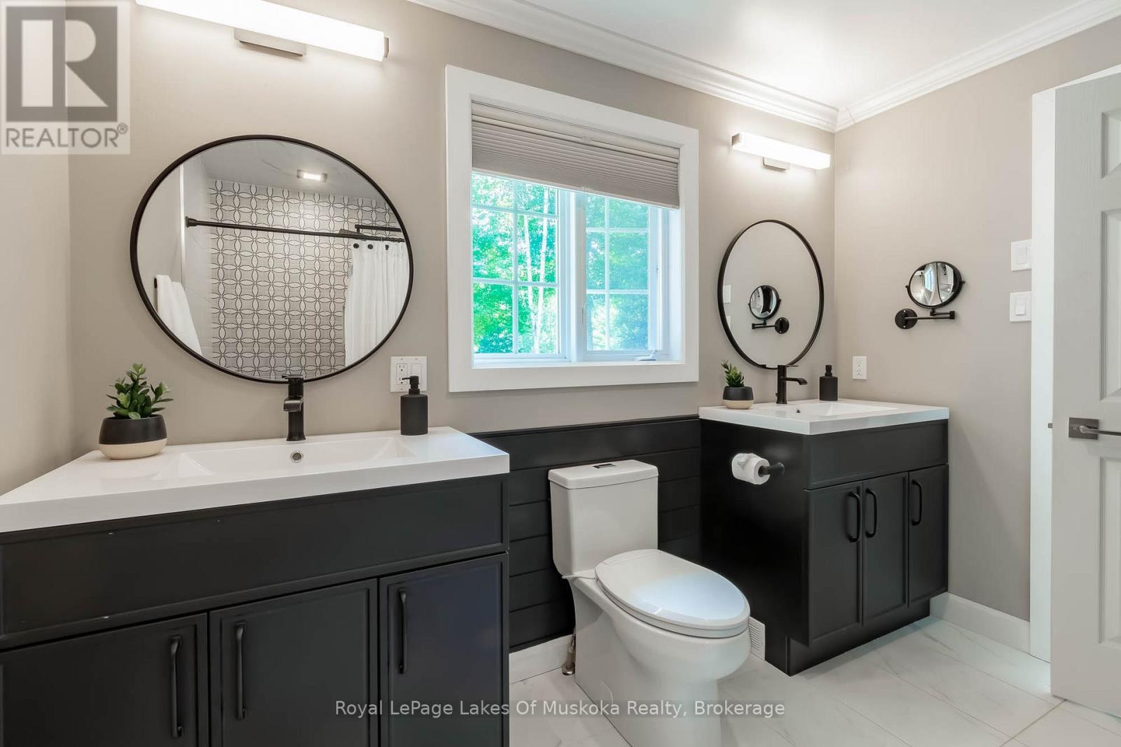 












24 BIRCHWOOD DRIVE

,
Huntsville (Brunel),




Ontario
P1H0A6

