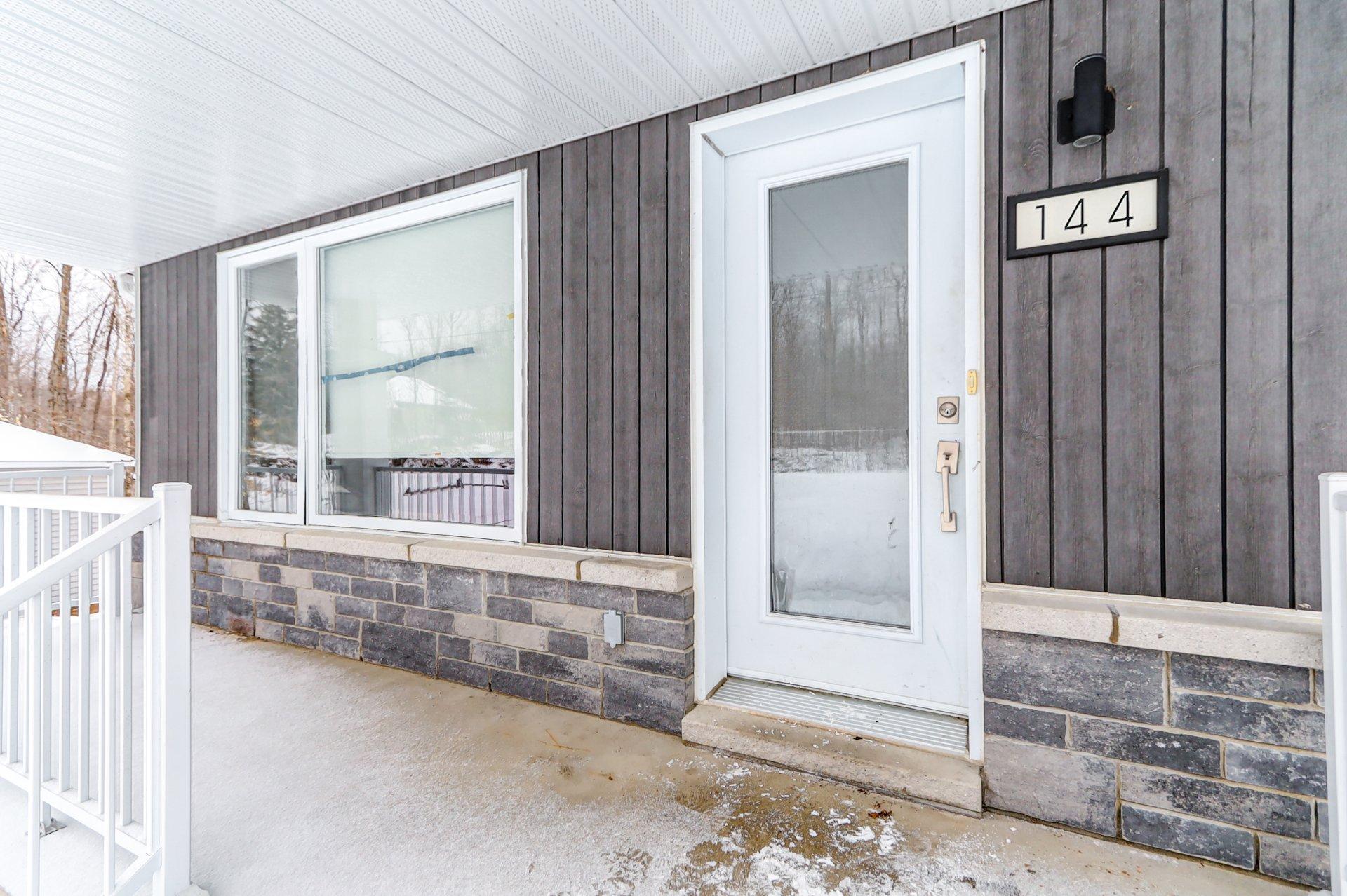 









144


Rue du Merlot

,
Sainte-Sophie,




QC
J5J0N8

