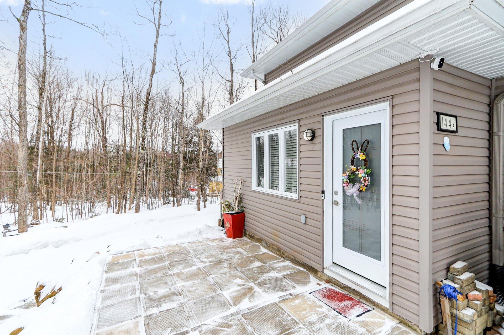 









144


Rue du Merlot

,
Sainte-Sophie,




QC
J5J0N8

