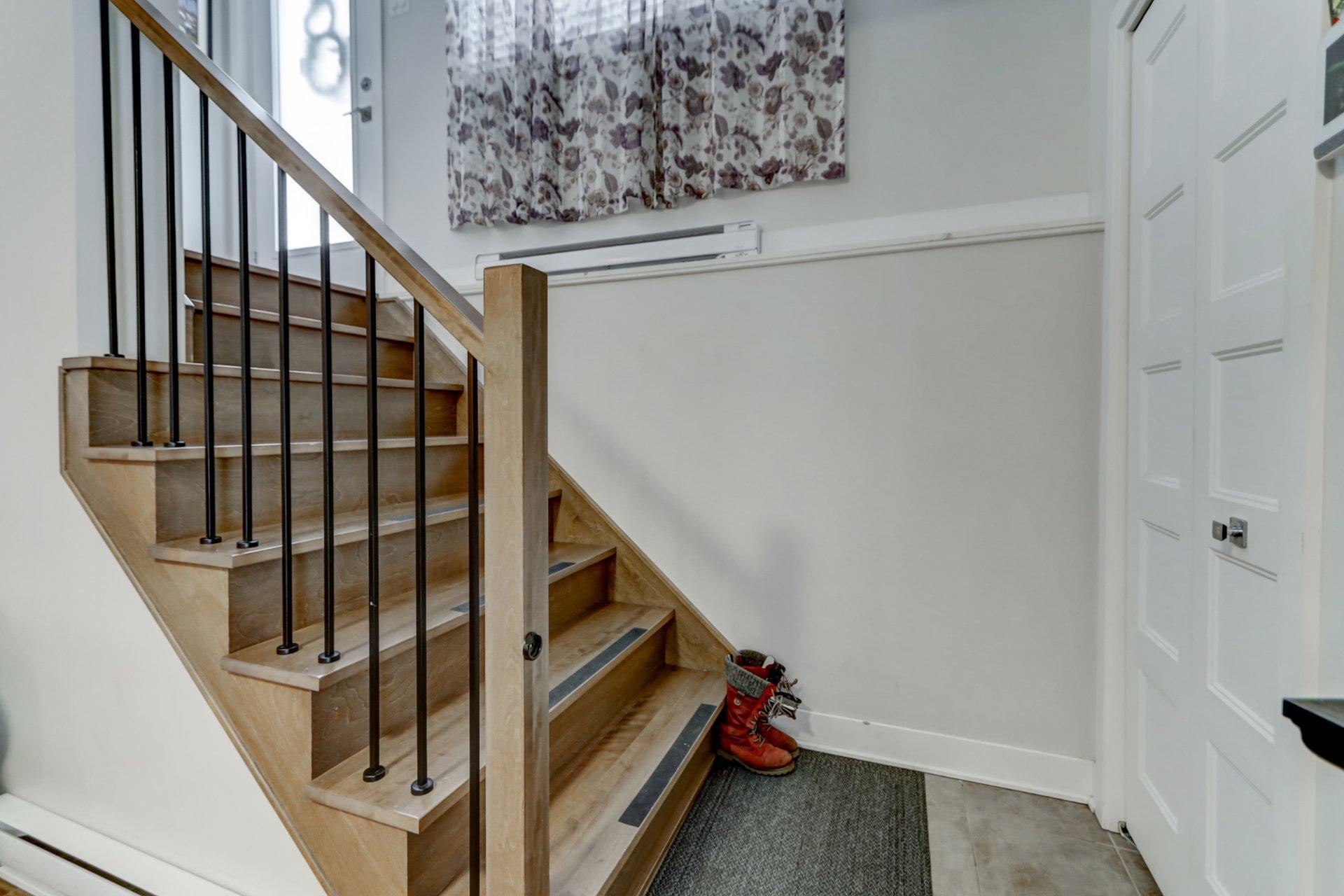 









144


Rue du Merlot

,
Sainte-Sophie,




QC
J5J0N8

