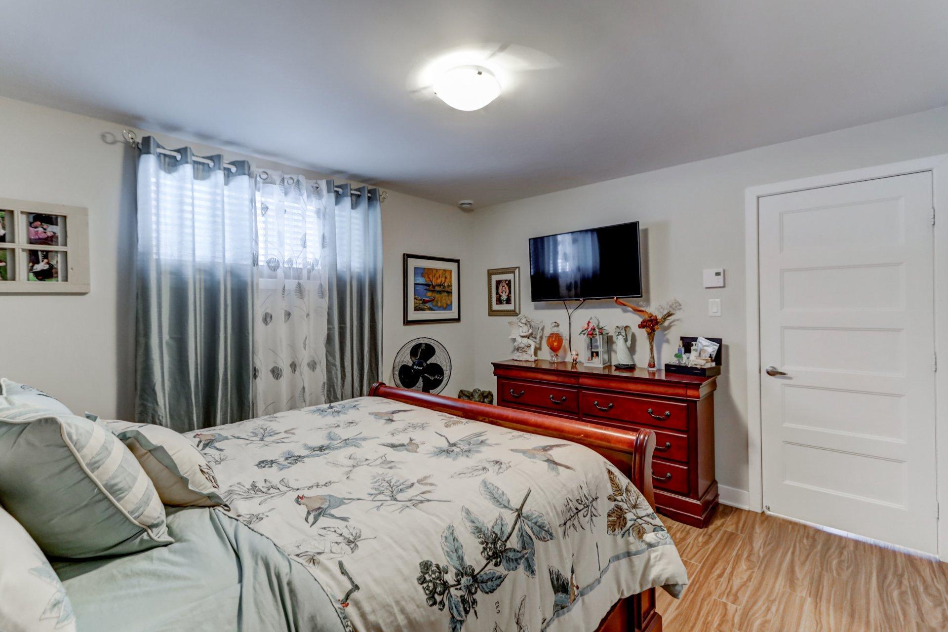 









144


Rue du Merlot

,
Sainte-Sophie,




QC
J5J0N8

