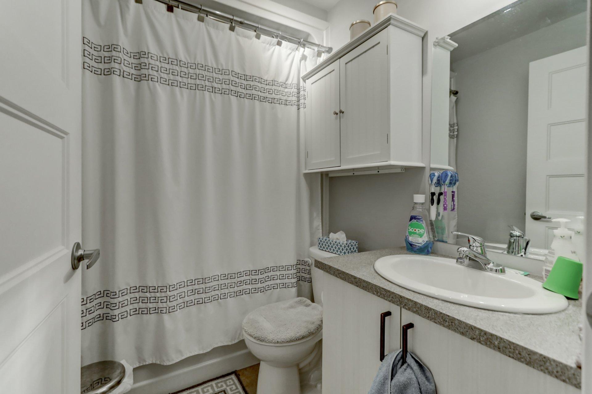 









144


Rue du Merlot

,
Sainte-Sophie,




QC
J5J0N8

