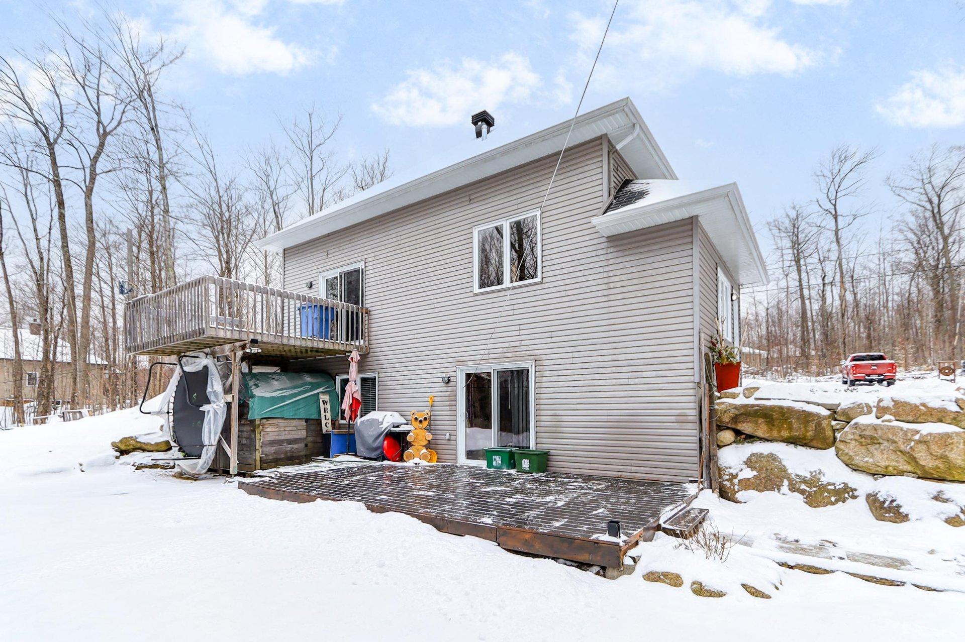 









144


Rue du Merlot

,
Sainte-Sophie,




QC
J5J0N8

