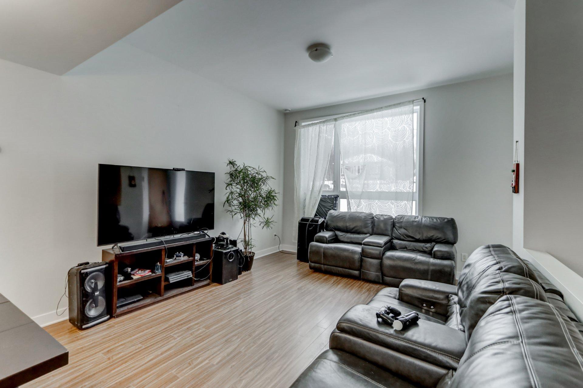 









144


Rue du Merlot

,
Sainte-Sophie,




QC
J5J0N8

