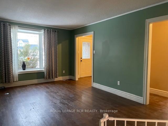 









5


Hammond

Street,
New Tecumseth,




ON
L0G 1A0

