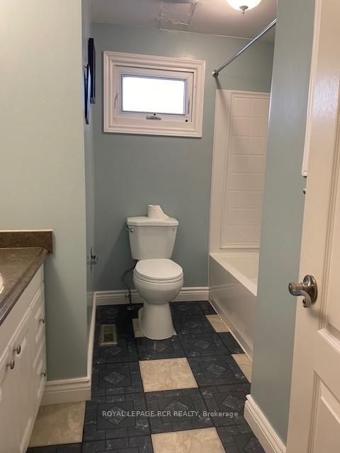 









5


Hammond

Street,
New Tecumseth,




ON
L0G 1A0

