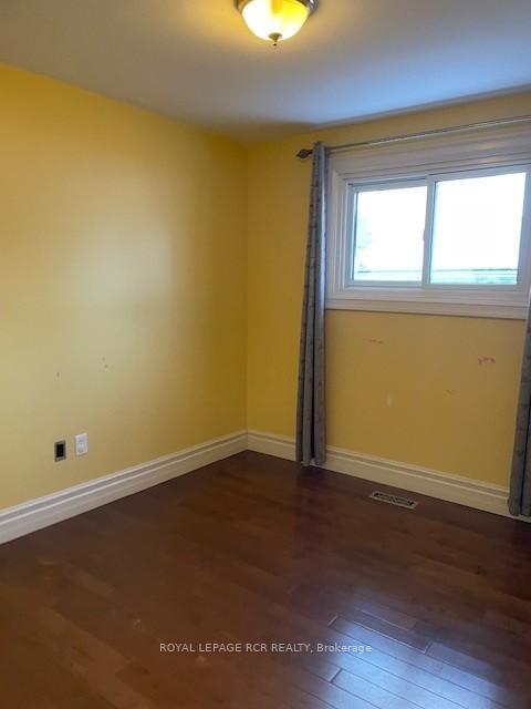 









5


Hammond

Street,
New Tecumseth,




ON
L0G 1A0

