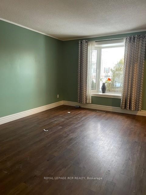 









5


Hammond

Street,
New Tecumseth,




ON
L0G 1A0

