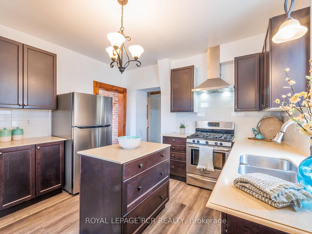 









8


Church

Street,
Orangeville,




ON
L9W 1N2


