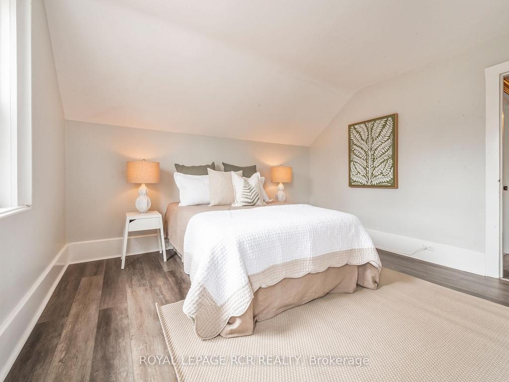 









8


Church

Street,
Orangeville,




ON
L9W 1N2

