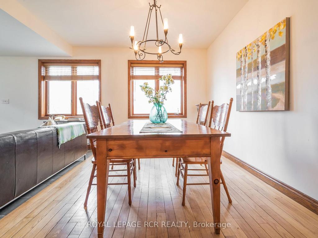 









8


Church

Street,
Orangeville,




ON
L9W 1N2

