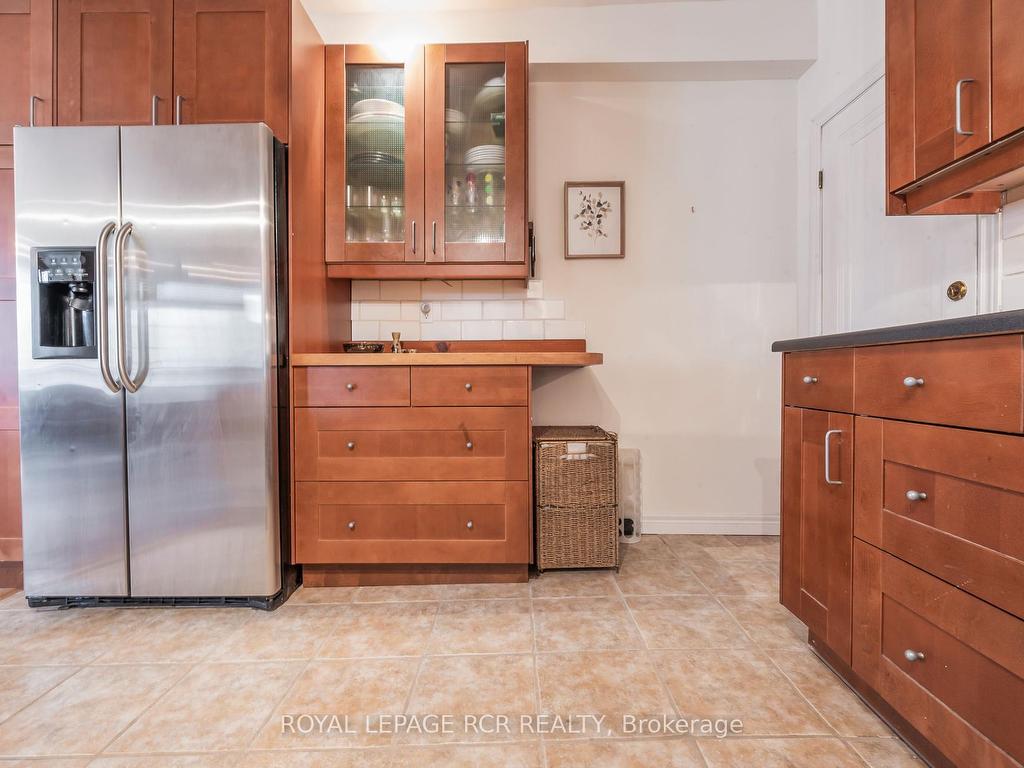 









8


Church

Street,
Orangeville,




ON
L9W 1N2

