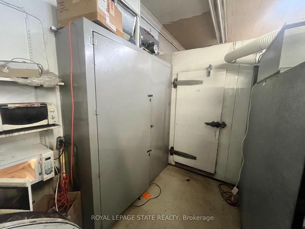 









72-74


Main

Street West,
Grimsby,




ON
L3M 1R6

