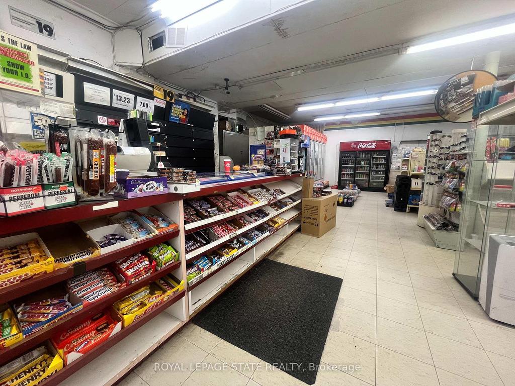 









72-74


Main

Street West,
Grimsby,




ON
L3M 1R6

