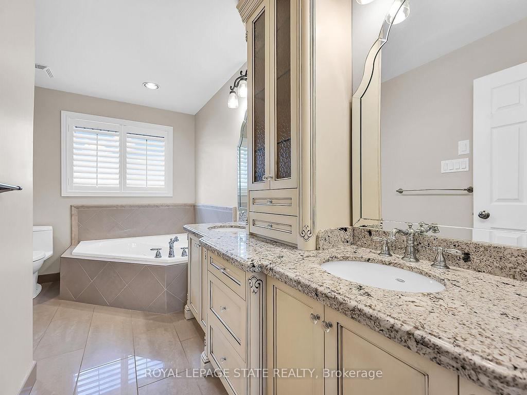 









63


Benvenuto

Crescent,
Hamilton,




ON
L9B 2J8

