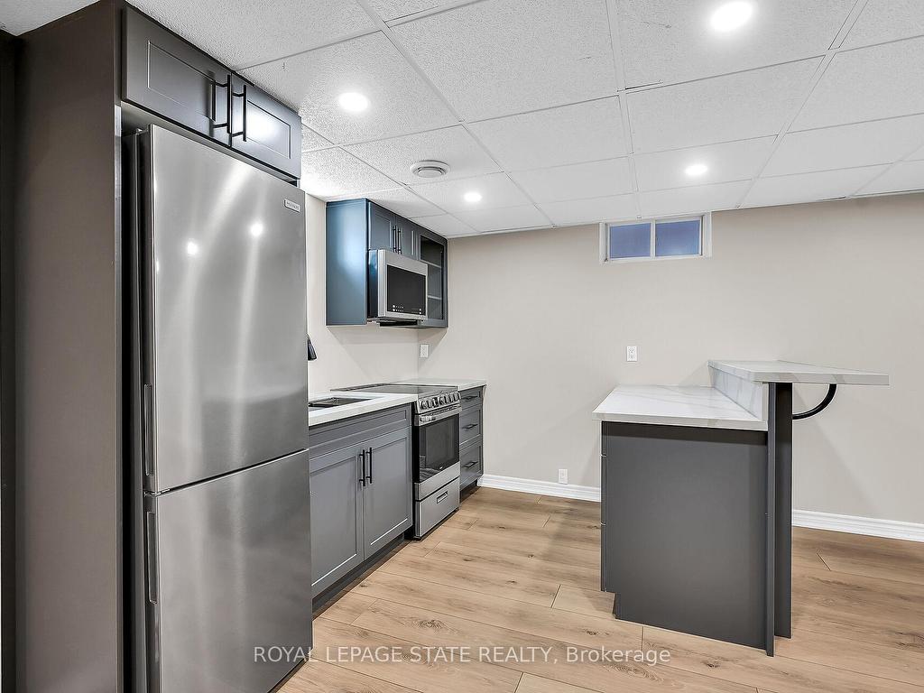 









63


Benvenuto

Crescent,
Hamilton,




ON
L9B 2J8

