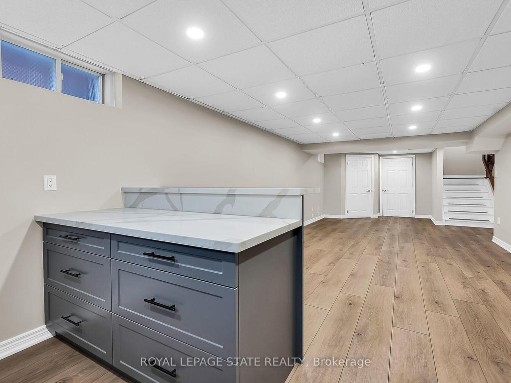 









63


Benvenuto

Crescent,
Hamilton,




ON
L9B 2J8

