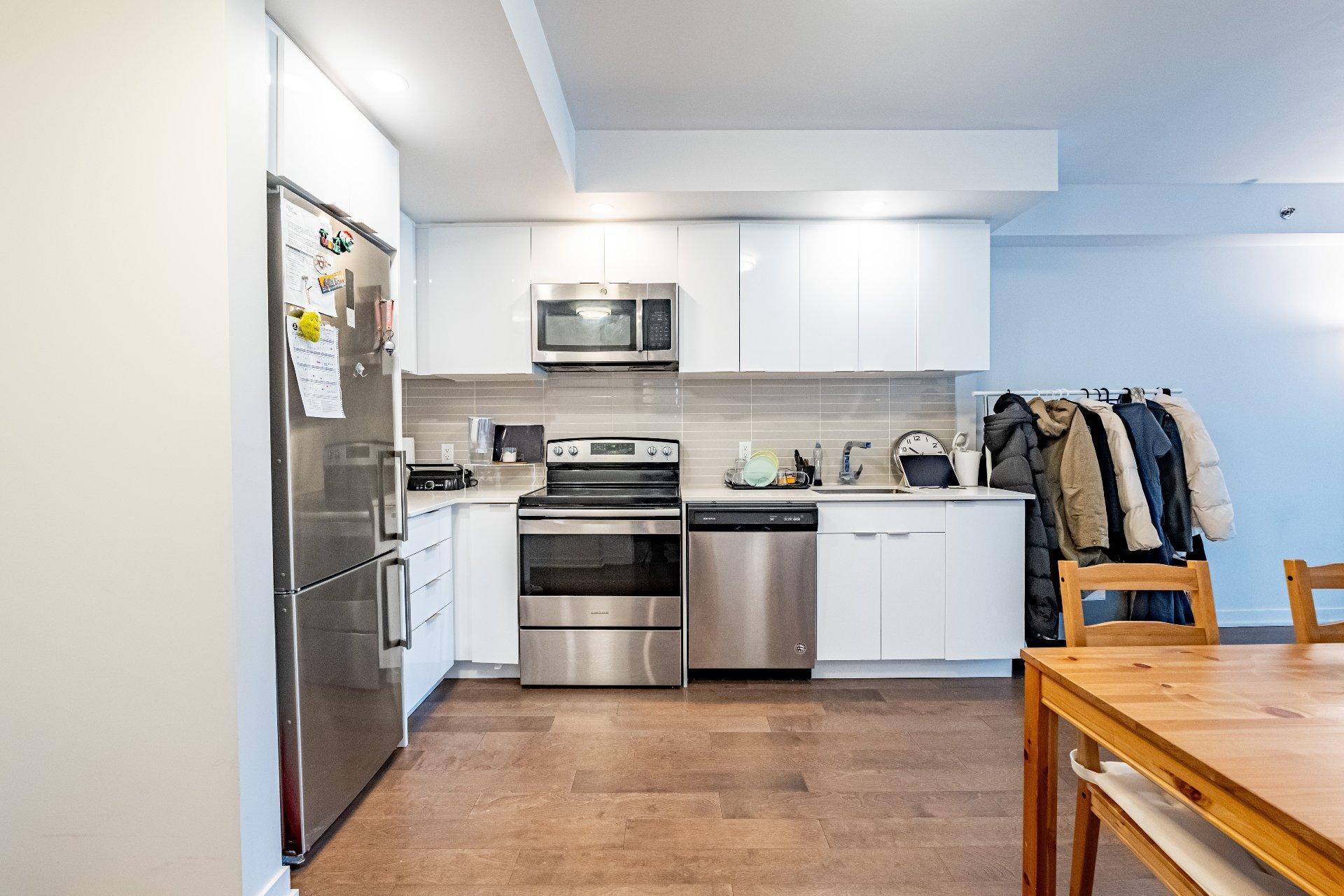 









1182


Rue Crescent

, 705,
Montréal (Ville-Marie),




QC
H3G0G6

