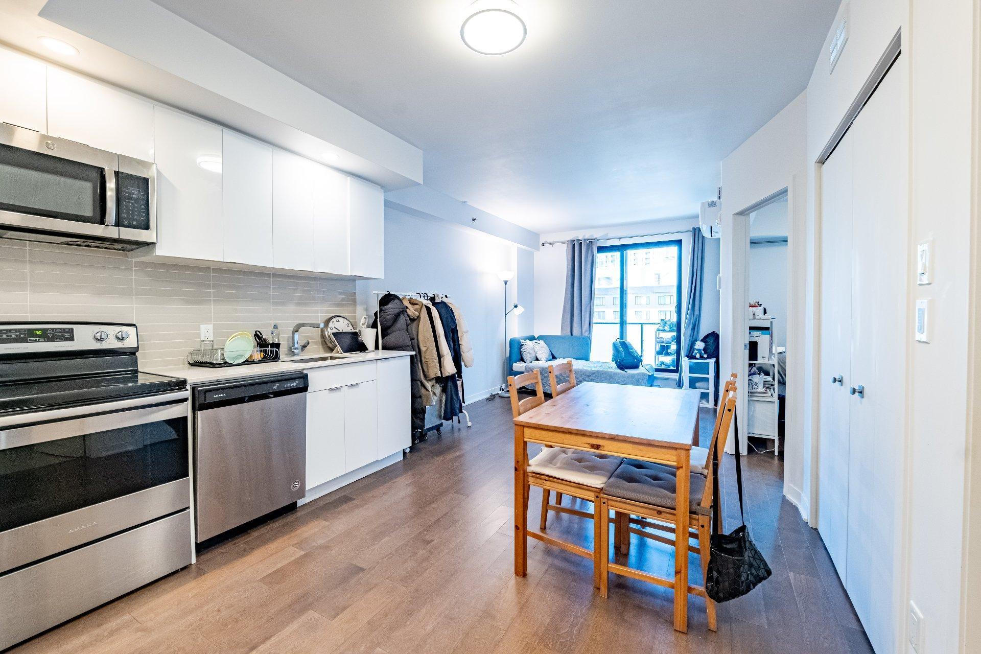 









1182


Rue Crescent

, 705,
Montréal (Ville-Marie),




QC
H3G0G6

