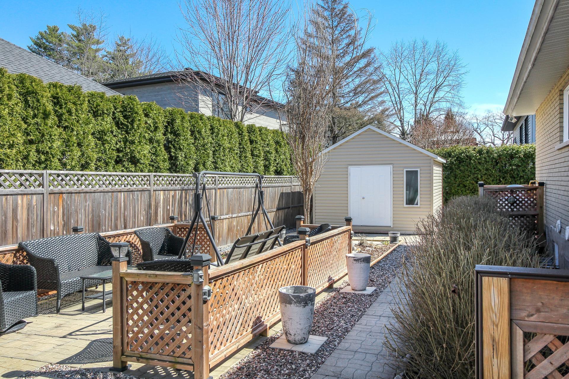 









248


Rue des Bernaches

,
Saint-Jean-sur-Richelieu,




QC
J2W2E5

