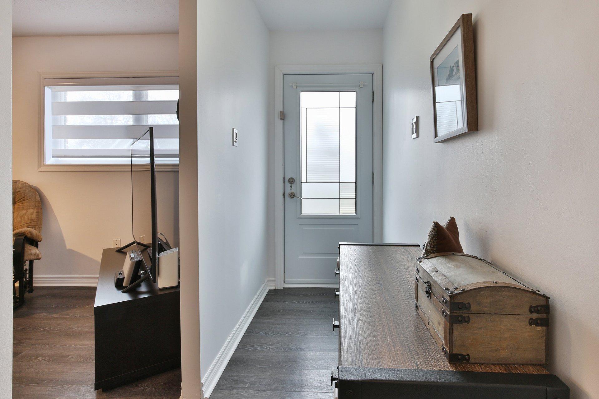 









248


Rue des Bernaches

,
Saint-Jean-sur-Richelieu,




QC
J2W2E5

