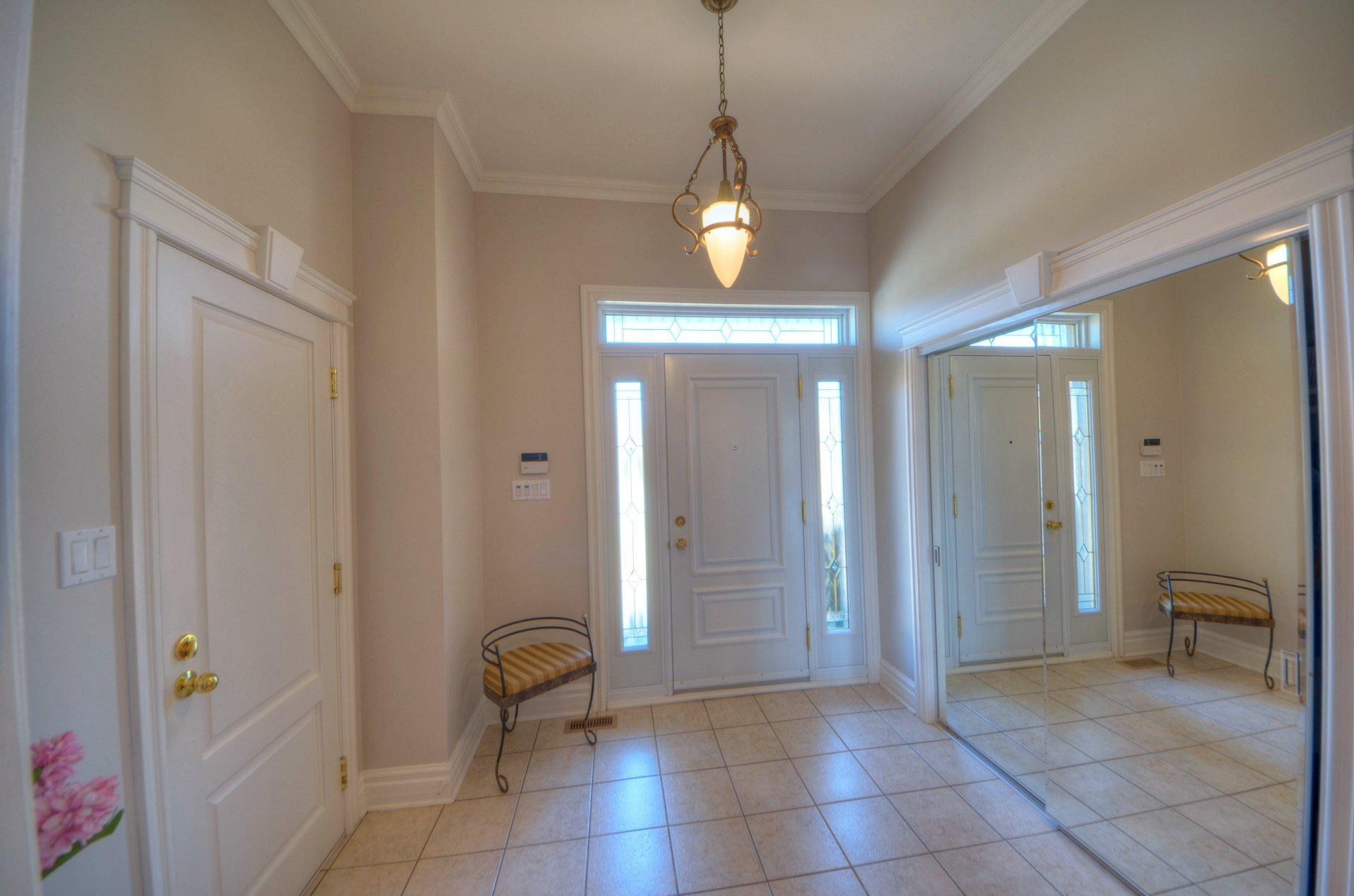 









3665


Rue de Loreto

,
Brossard,




QC
J4Y3G6

