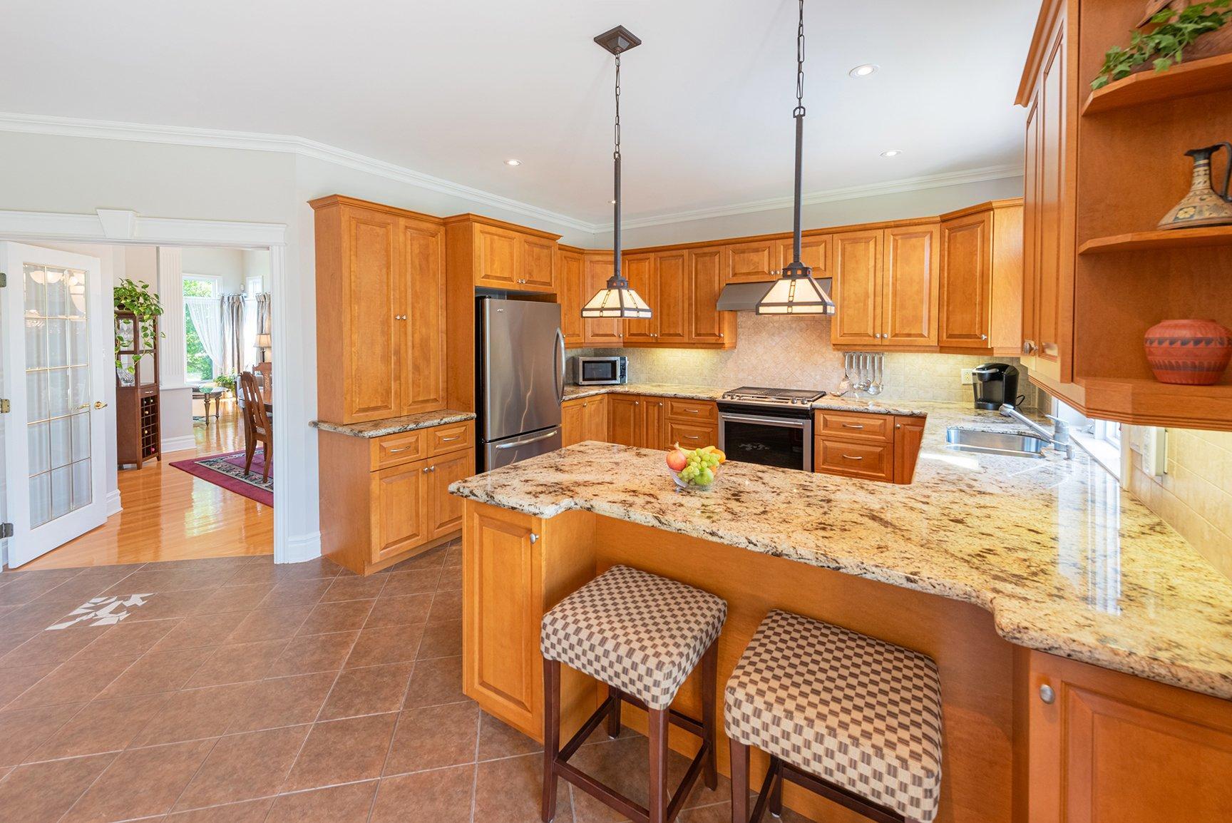 









3665


Rue de Loreto

,
Brossard,




QC
J4Y3G6

