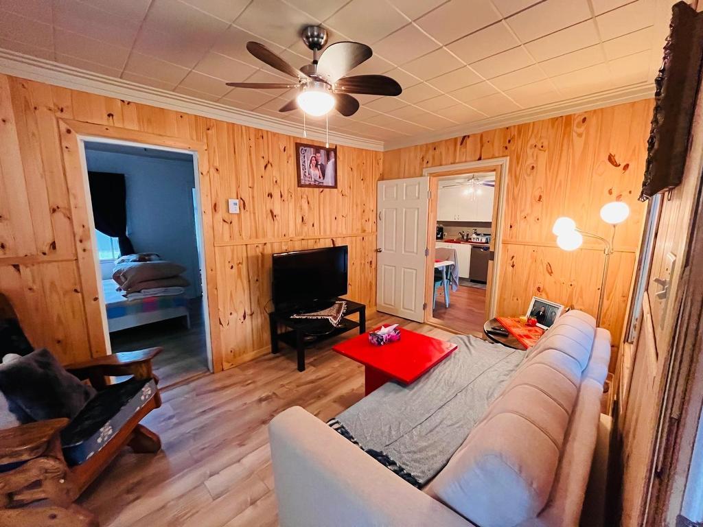 









834


Boul. Proulx

,
Pointe-Calumet,




QC
J0N1G2


