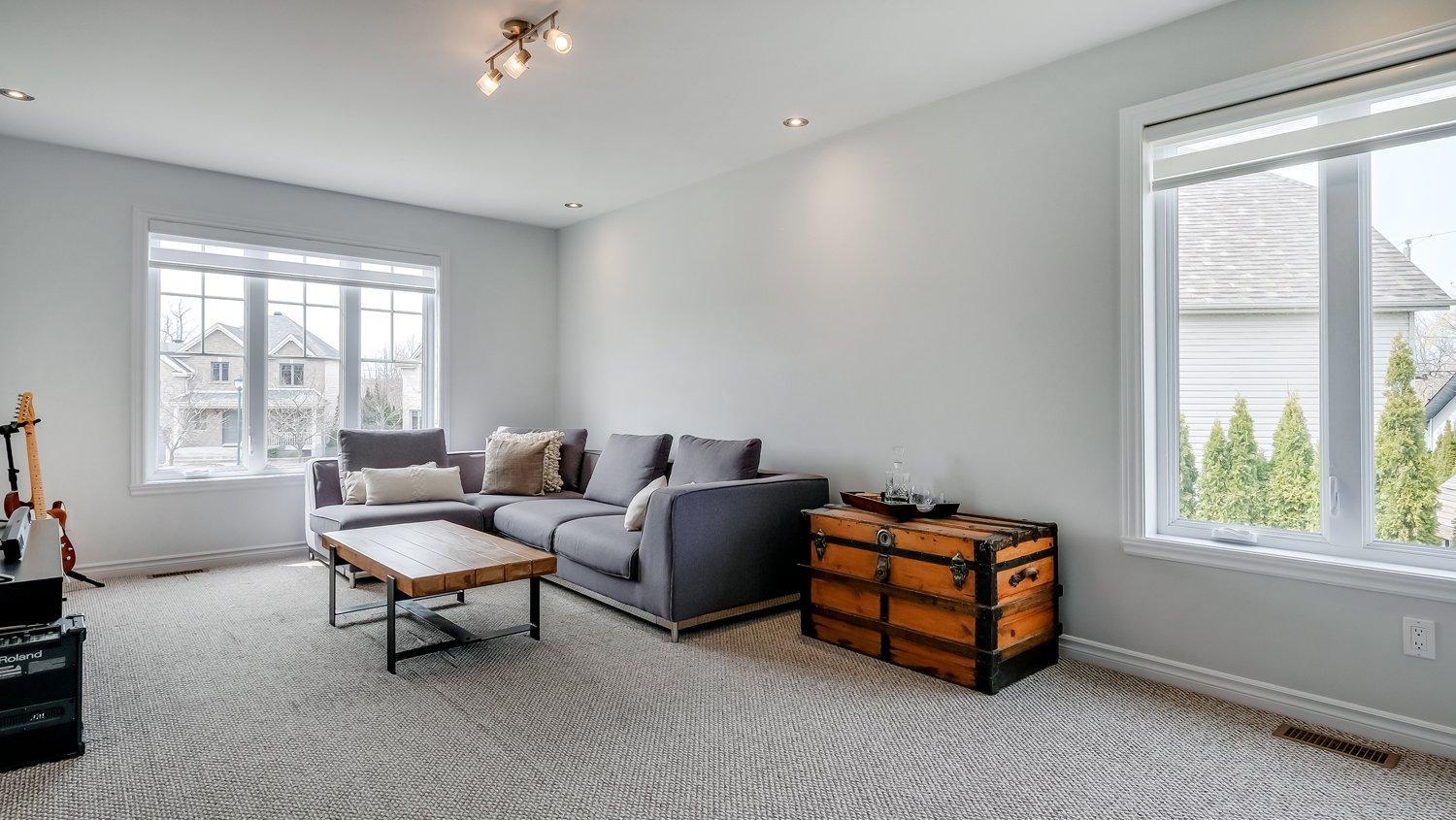 









40


Rue Paul-Chartrand

,
Saint-Philippe,




QC
J0L2K0

