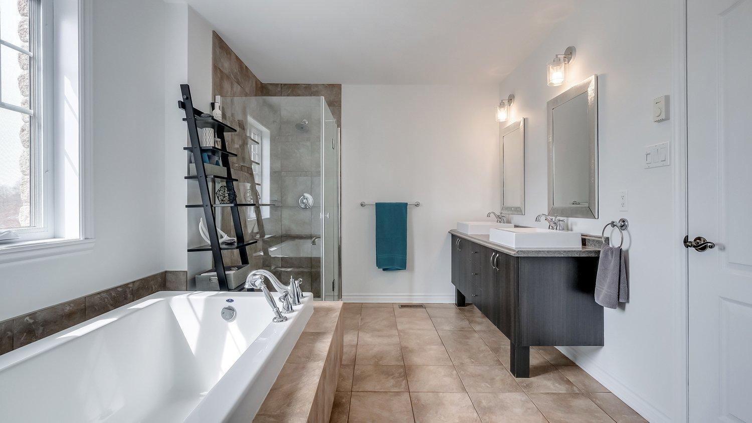 









40


Rue Paul-Chartrand

,
Saint-Philippe,




QC
J0L2K0

